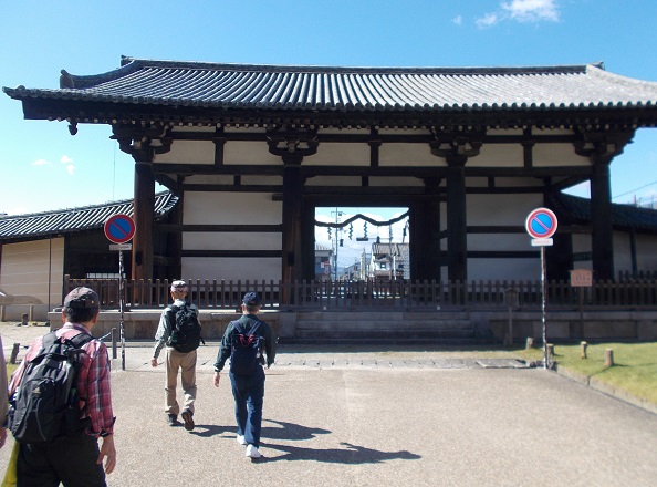 奈良市きたまち散策・轉害門