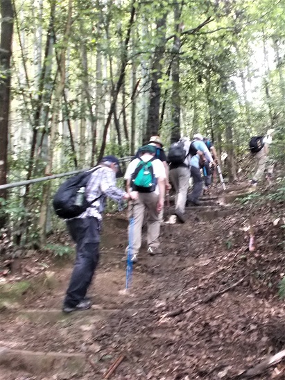 西山古道・久保川と天王山の森を守る会が作ったウエルカムボード