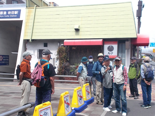 ���c�l���~���єn���}��E��}���c�w