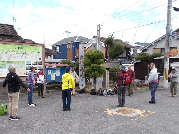 �R�̕ӂ̓��E���{�w�O�E���W�I�̑�