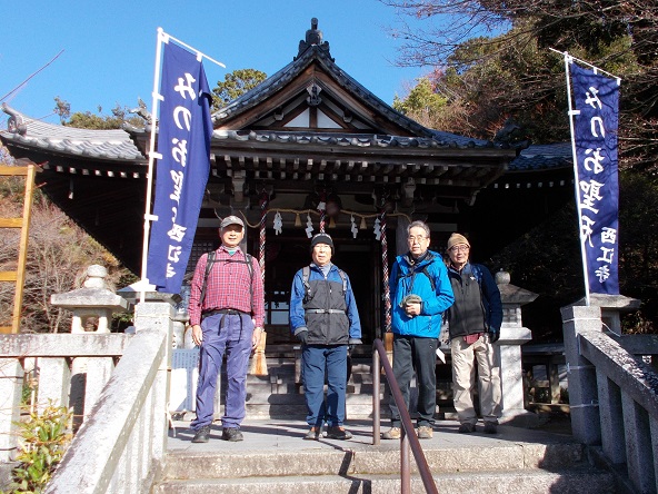 ���ʎR�[�n�C�L���O�E���]��