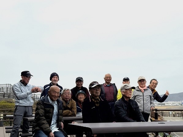 ����`�����P���E�ɒO�X�J�C�p�[�N�E�X�J�C�e���X