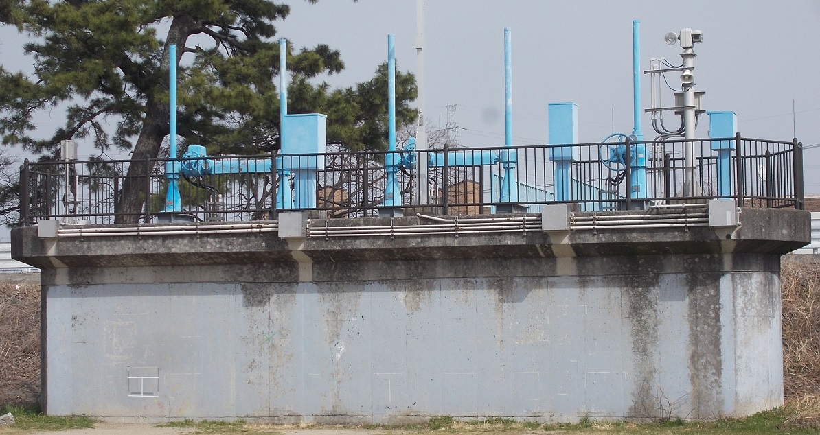 ���s����