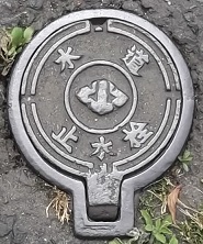 �����s�~����